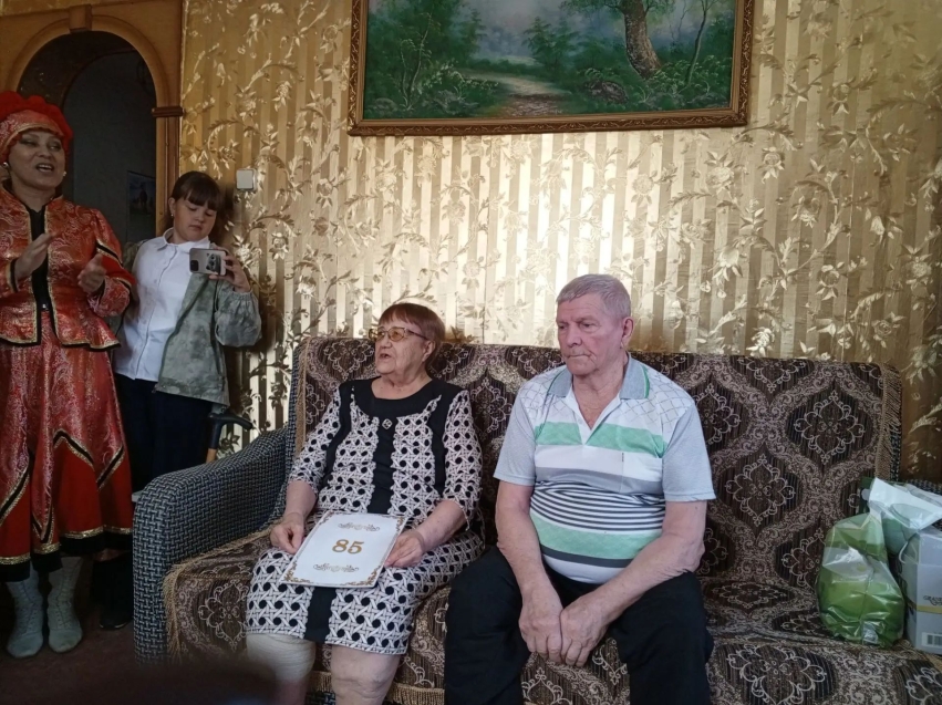 ​Ветеран труда Вячеслав Маркелов из Оловянной отметил 85-летний юбилей